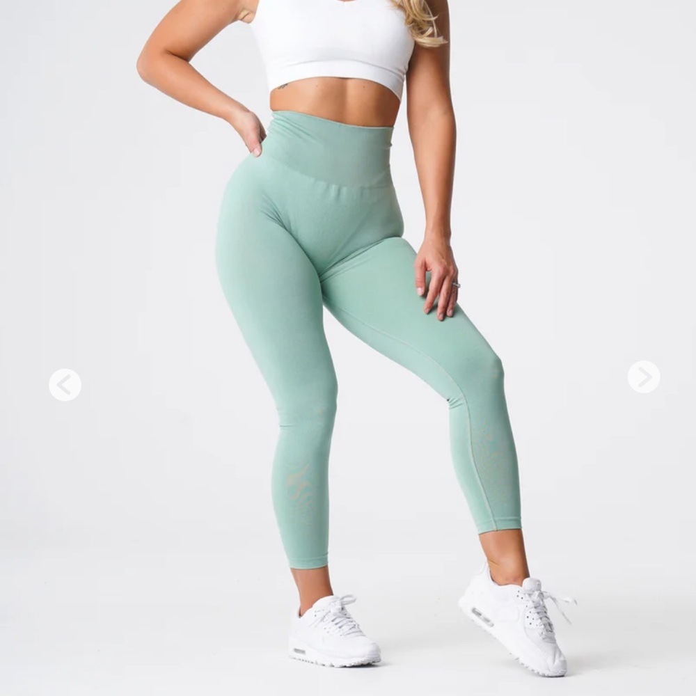 NVGTN Sage Green NV Seamless Leggings - Picture 7 of 7